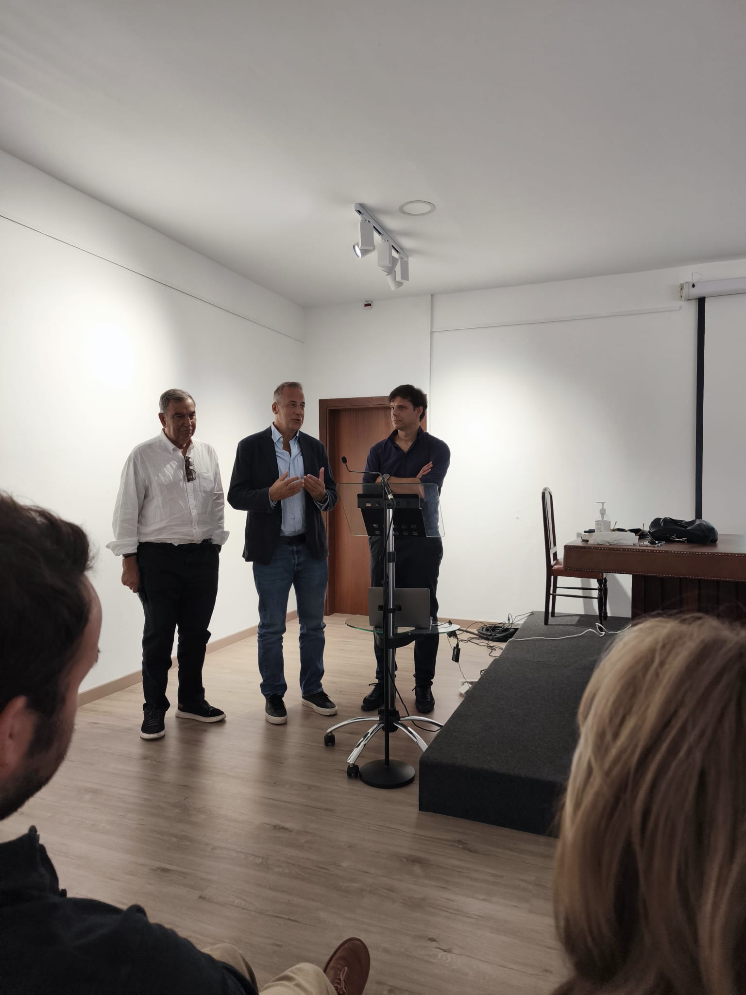 038d45dd 1a93 462e b1f6 e272bf53b013 5aead