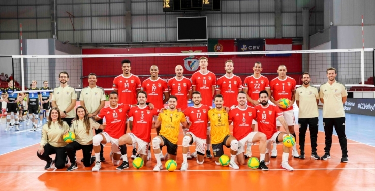 Benfica vence e passa à 3ª Ronda da Liga dos Campeões