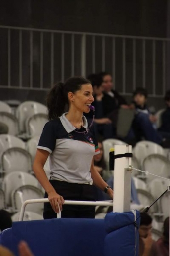 Árbitra Sofia Costa integra curso internacional de árbitros