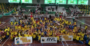Novo Centro Gira Volei &quot;nasce&quot; no Agrupamento Escolas Pedro Jacques em Alverca
