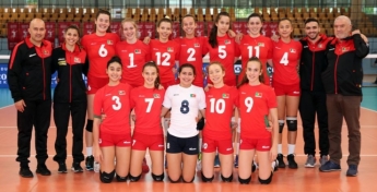 Seleção SUB-16 cede perante a equipa da casa.