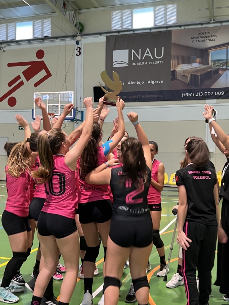 TORNEIO AVL - JUVENIS FEMININOS 1º e 2º lugar